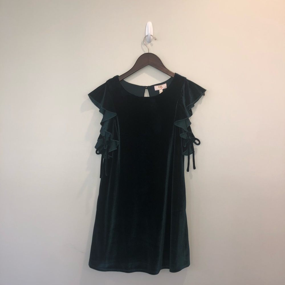 GB Girls green velvet short sleeve dress size 10